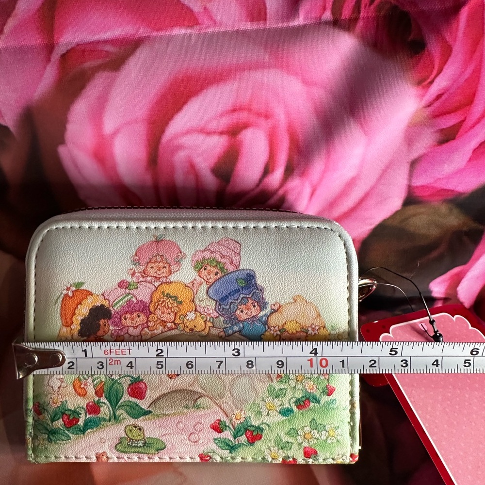 Strawberry Shortcake Wallet - Picture 5 of 9
